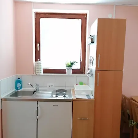 Modrina Konukevi Kobarid